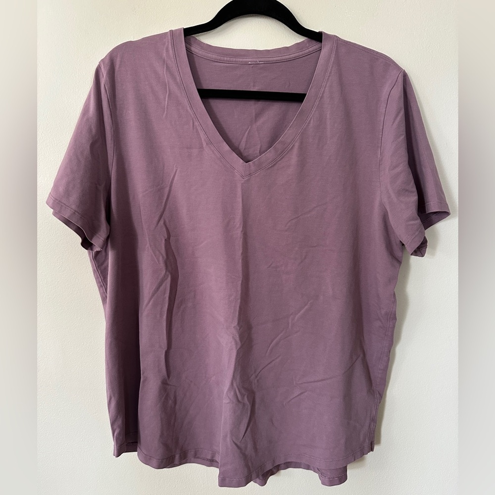 lululemon athletica Purple Short Sleeve Tee